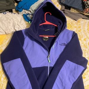 Women’s The North Face Zip Up Fleece